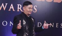 FOTO : Dalam sejumlah video, Indra Bekti menunjukkan kemampuan berbahasa Prancis yang ia miliki meski terbaring di ranjang rumah sakit. (Detikcom/Ismail)